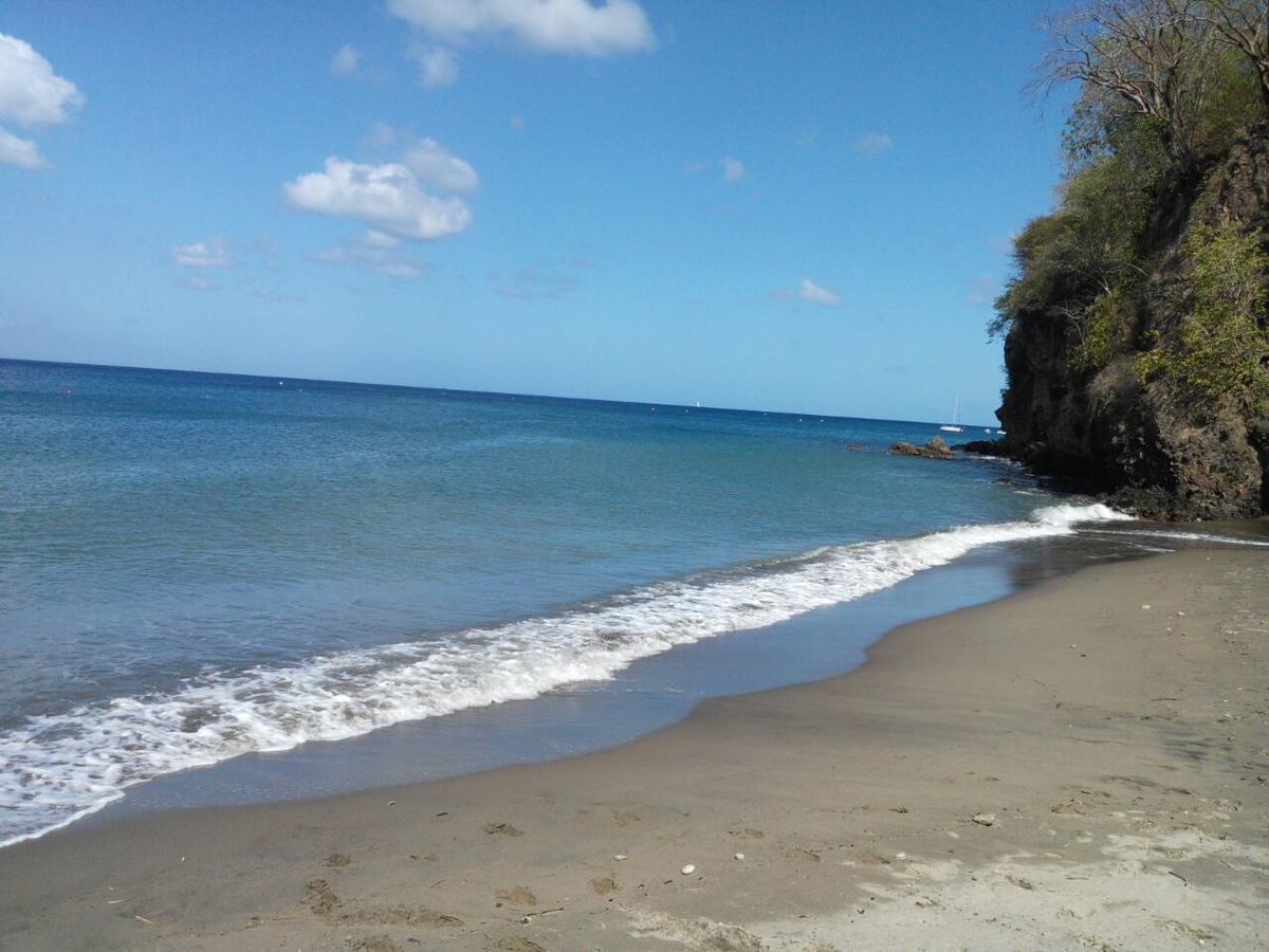 Résidence madiana plage Schoelcher Extérieur photo